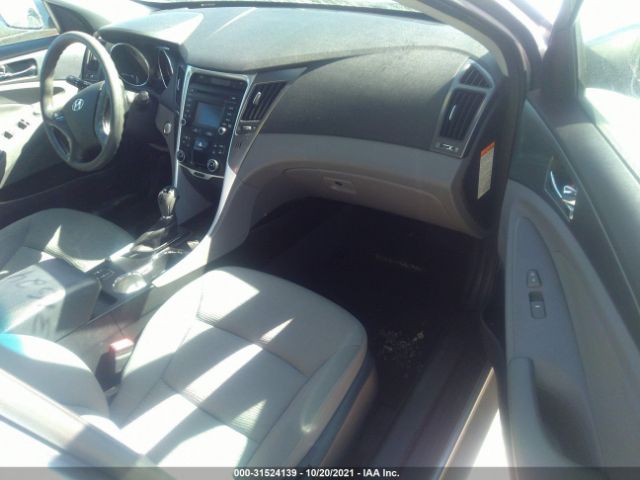 Photo 4 VIN: KMHEC4A48EA116453 - HYUNDAI SONATA 