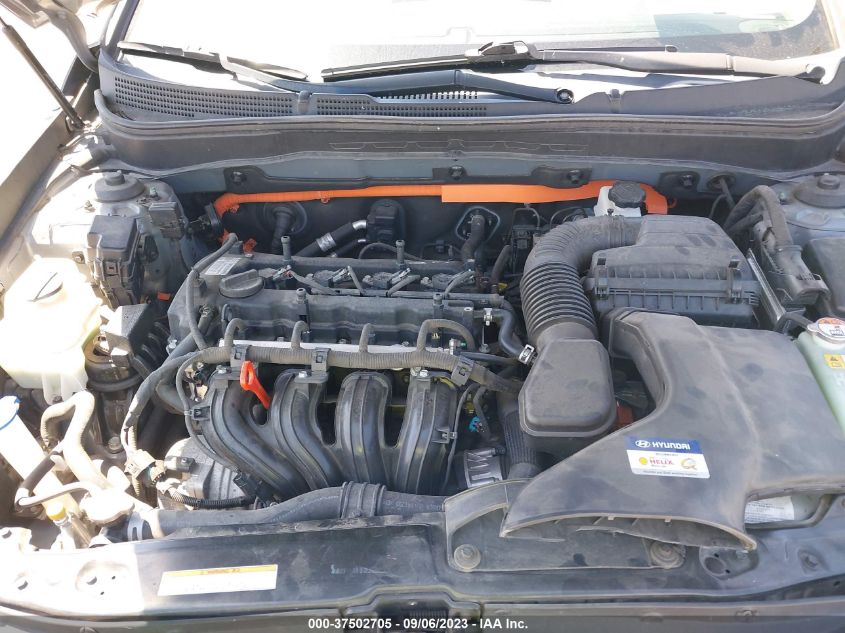 Photo 9 VIN: KMHEC4A48FA138048 - HYUNDAI SONATA 