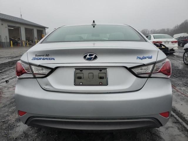 Photo 5 VIN: KMHEC4A49BA004675 - HYUNDAI SONATA 