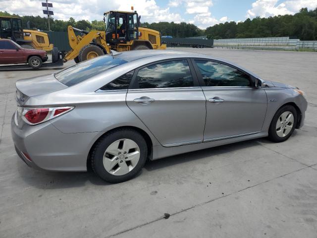 Photo 2 VIN: KMHEC4A49BA006247 - HYUNDAI SONATA HYB 