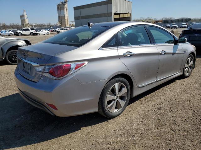 Photo 2 VIN: KMHEC4A49BA007978 - HYUNDAI SONATA HYB 