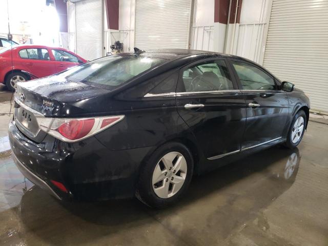 Photo 2 VIN: KMHEC4A49BA017216 - HYUNDAI SONATA 