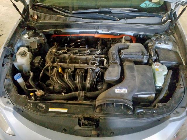 Photo 6 VIN: KMHEC4A49BA017345 - HYUNDAI SONATA HYB 