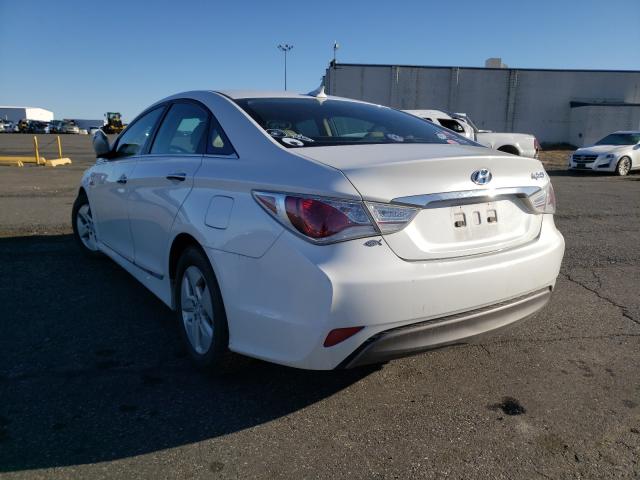 Photo 2 VIN: KMHEC4A49CA025172 - HYUNDAI SONATA HYB 