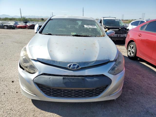 Photo 4 VIN: KMHEC4A49CA027309 - HYUNDAI SONATA 