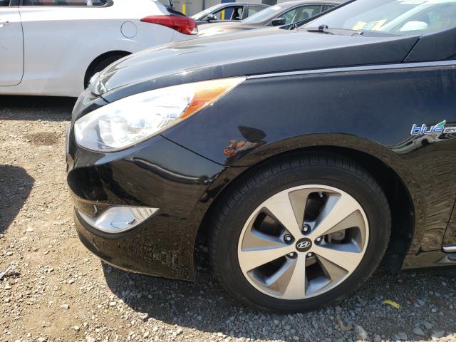 Photo 8 VIN: KMHEC4A49CA028881 - HYUNDAI SONATA HYB 