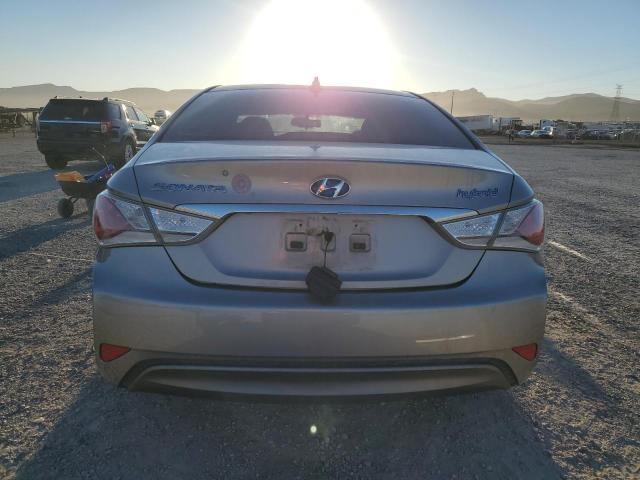 Photo 5 VIN: KMHEC4A49CA030775 - HYUNDAI SONATA HYB 