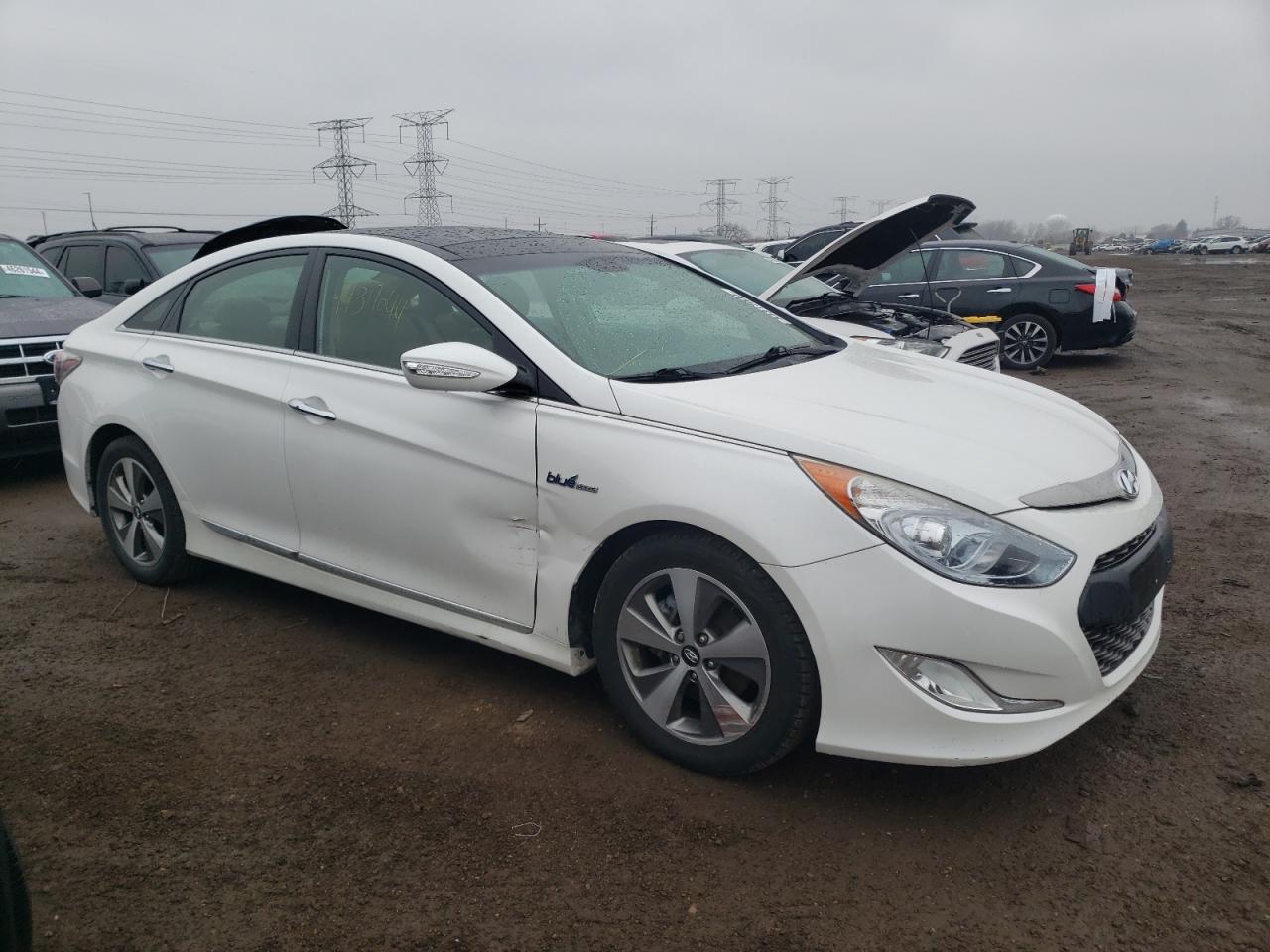 Photo 3 VIN: KMHEC4A49CA031280 - HYUNDAI SONATA 