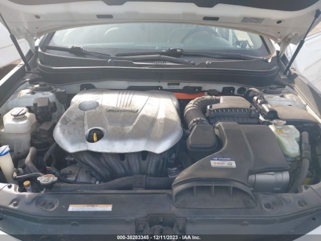 Photo 9 VIN: KMHEC4A49CA037645 - HYUNDAI SONATA HYBRID 