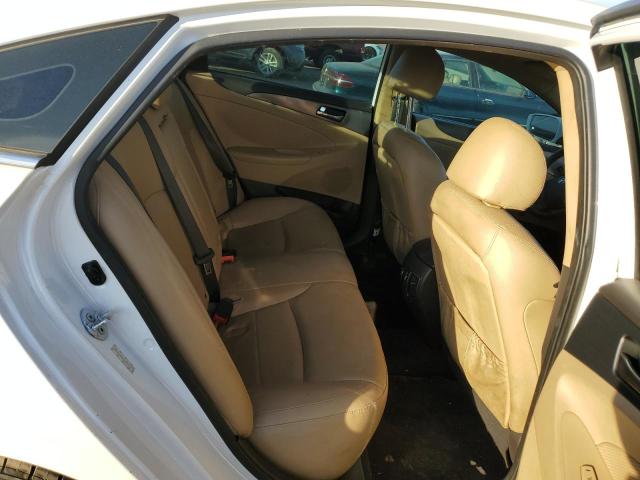 Photo 9 VIN: KMHEC4A49CA042215 - HYUNDAI SONATA 