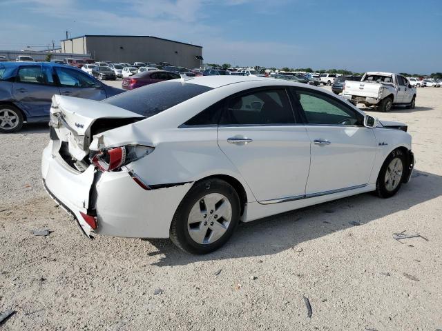 Photo 2 VIN: KMHEC4A49CA042747 - HYUNDAI SONATA HYB 