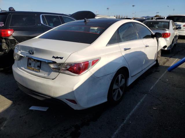 Photo 2 VIN: KMHEC4A49CA046359 - HYUNDAI SONATA 