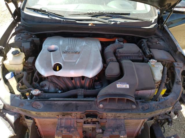 Photo 6 VIN: KMHEC4A49CA054526 - HYUNDAI SONATA HYB 