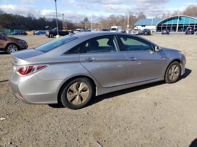 Photo 2 VIN: KMHEC4A49DA074275 - HYUNDAI SONATA 