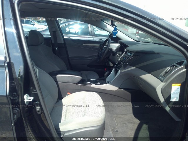 Photo 4 VIN: KMHEC4A49DA085521 - HYUNDAI SONATA 