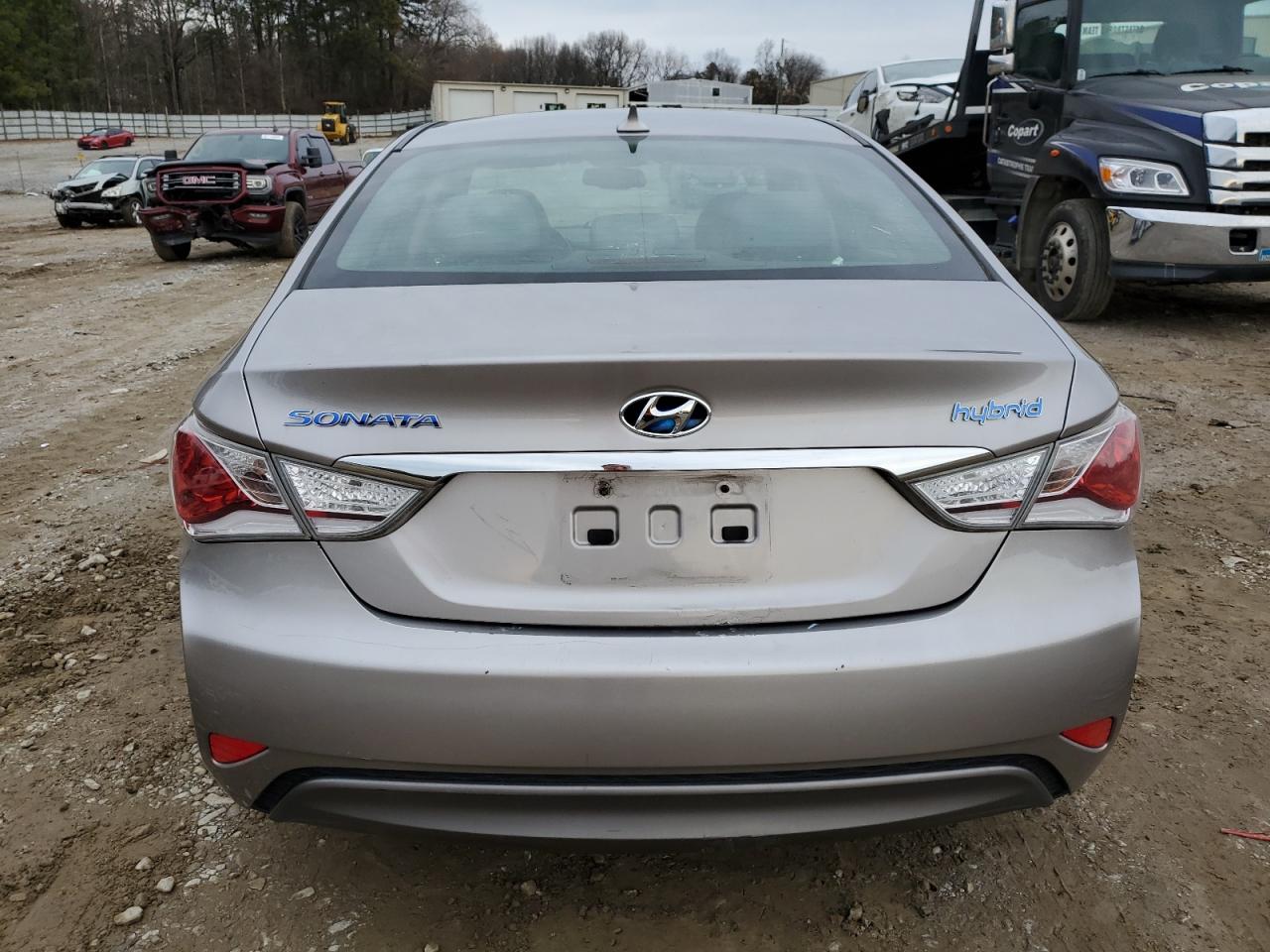 Photo 5 VIN: KMHEC4A49DA087172 - HYUNDAI SONATA 