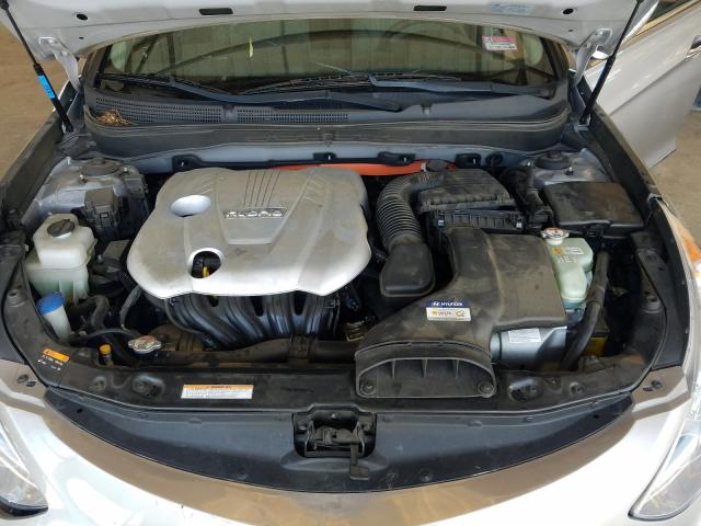 Photo 6 VIN: KMHEC4A49DA098172 - HYUNDAI SONATA HYB 