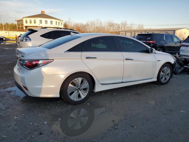 Photo 2 VIN: KMHEC4A49DA100695 - HYUNDAI SONATA HYB 