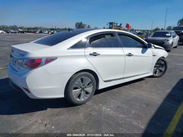 Photo 3 VIN: KMHEC4A49EA103517 - HYUNDAI SONATA HYBRID 