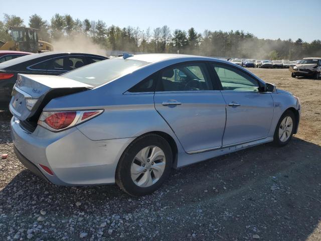 Photo 2 VIN: KMHEC4A49EA110063 - HYUNDAI SONATA 