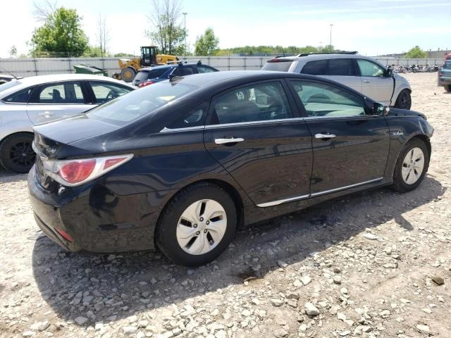 Photo 2 VIN: KMHEC4A49EA116610 - HYUNDAI SONATA HYB 