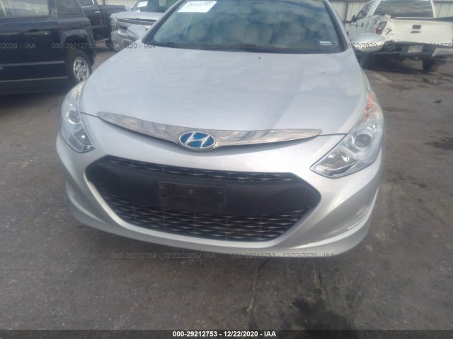 Photo 5 VIN: KMHEC4A49FA135627 - HYUNDAI SONATA 