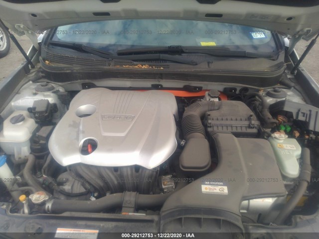 Photo 9 VIN: KMHEC4A49FA135627 - HYUNDAI SONATA 