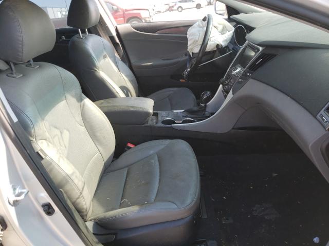 Photo 4 VIN: KMHEC4A49FA136907 - HYUNDAI SONATA HYB 