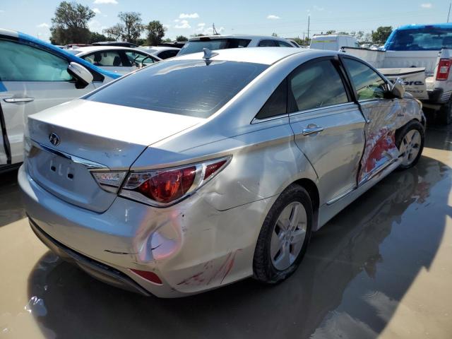 Photo 3 VIN: KMHEC4A4XBA002479 - HYUNDAI SONATA HYB 