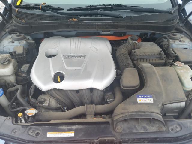 Photo 6 VIN: KMHEC4A4XBA003034 - HYUNDAI SONATA HYB 