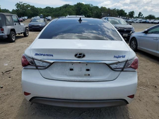 Photo 5 VIN: KMHEC4A4XBA010775 - HYUNDAI SONATA HYB 