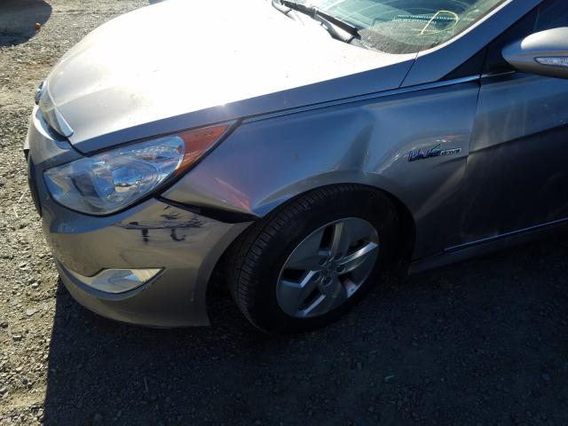 Photo 8 VIN: KMHEC4A4XCA023639 - HYUNDAI SONATA HYB 