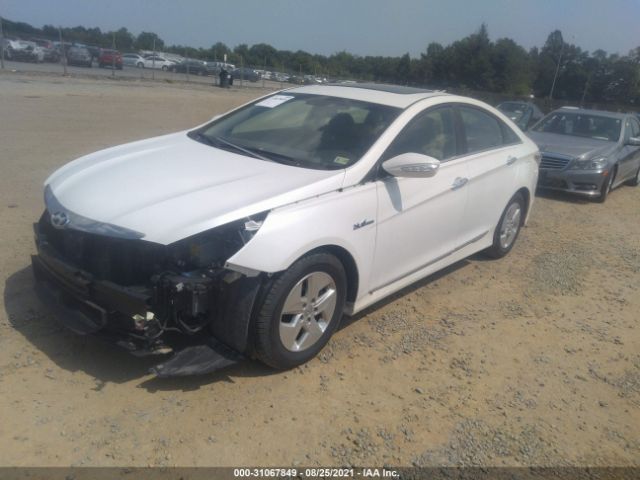 Photo 1 VIN: KMHEC4A4XCA029201 - HYUNDAI SONATA 