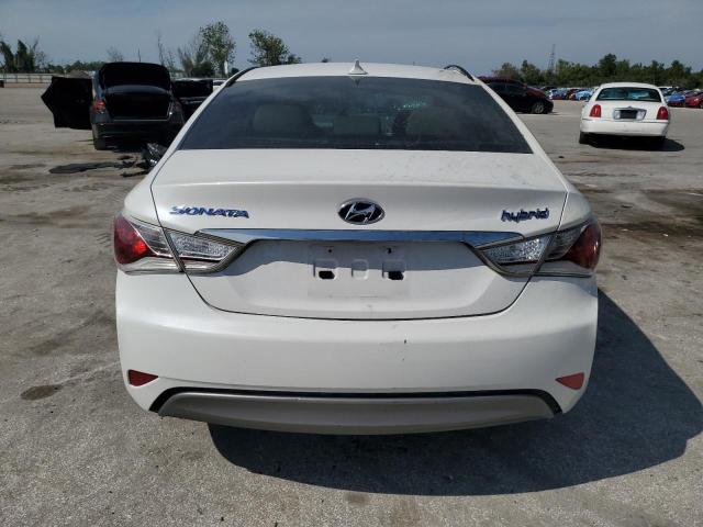 Photo 5 VIN: KMHEC4A4XCA030753 - HYUNDAI SONATA 