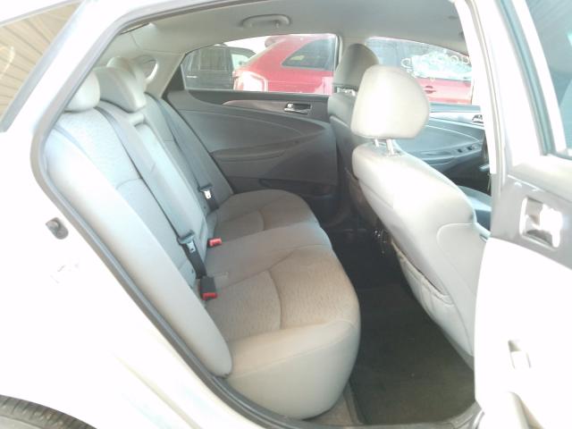 Photo 5 VIN: KMHEC4A4XCA035659 - HYUNDAI SONATA HYB 