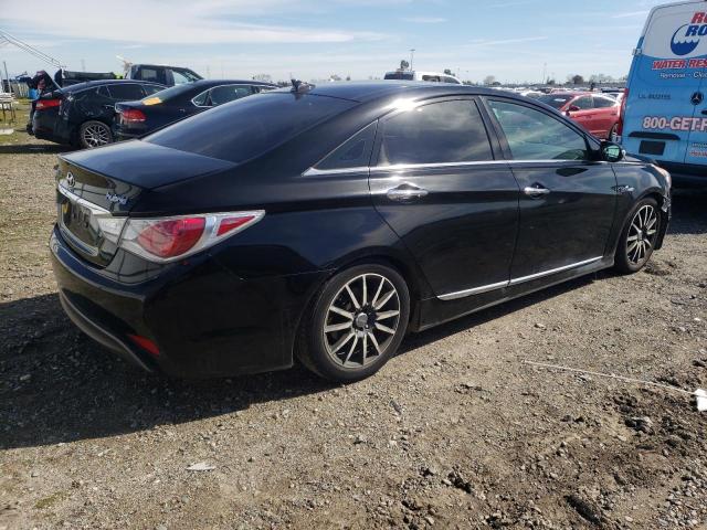 Photo 2 VIN: KMHEC4A4XCA037556 - HYUNDAI SONATA HYB 