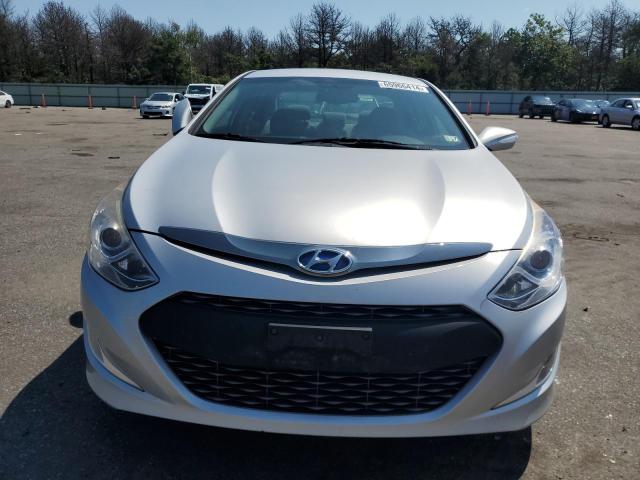 Photo 4 VIN: KMHEC4A4XCA038285 - HYUNDAI SONATA 