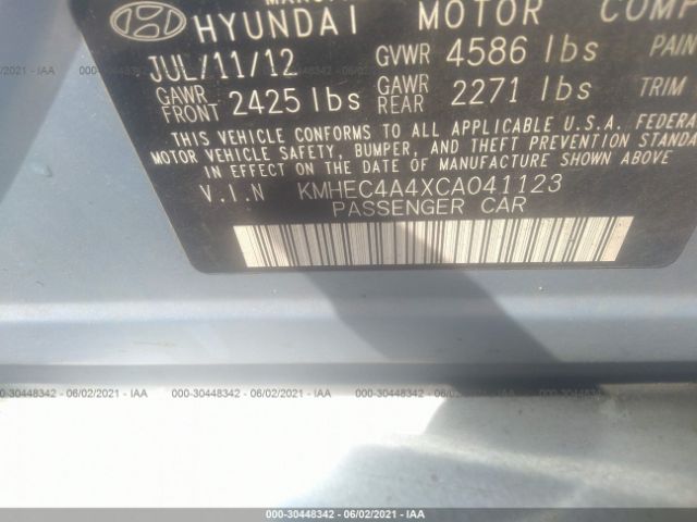 Photo 8 VIN: KMHEC4A4XCA041123 - HYUNDAI SONATA 