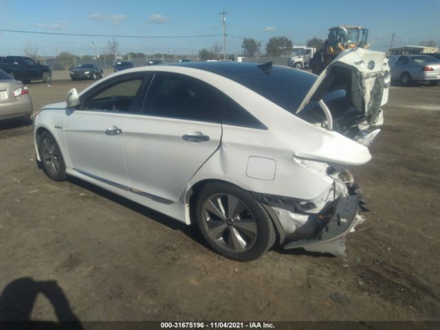 Photo 2 VIN: KMHEC4A4XCA044975 - HYUNDAI SONATA 