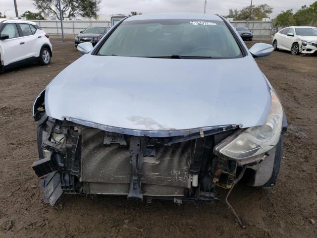 Photo 4 VIN: KMHEC4A4XCA047553 - HYUNDAI SONATA HYB 