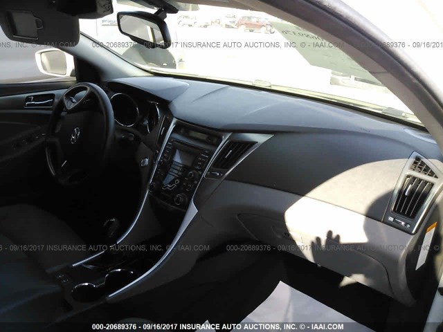 Photo 4 VIN: KMHEC4A4XDA074589 - HYUNDAI SONATA HYBRID 