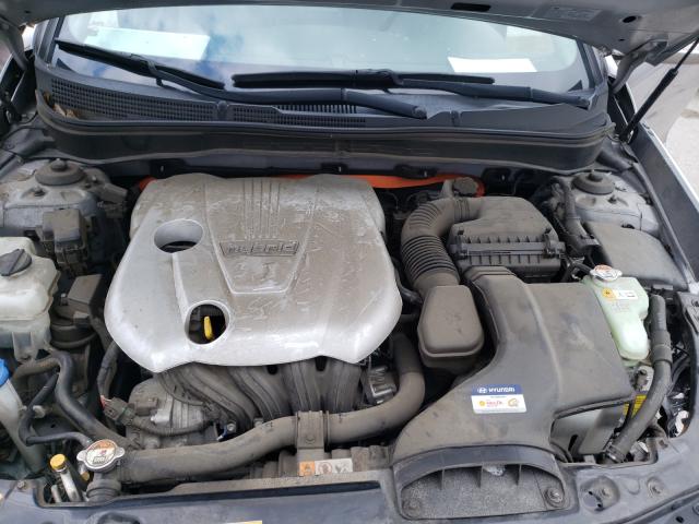 Photo 6 VIN: KMHEC4A4XDA084183 - HYUNDAI SONATA HYB 