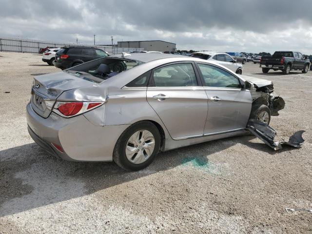 Photo 2 VIN: KMHEC4A4XDA085673 - HYUNDAI SONATA HYB 