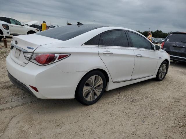 Photo 2 VIN: KMHEC4A4XFA129738 - HYUNDAI SONATA HYB 