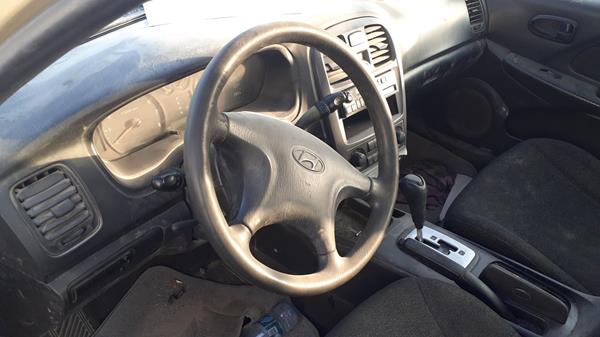 Photo 12 VIN: KMHEM41B92A543471 - HYUNDAI SONATA 