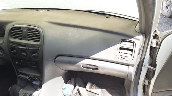 Photo 25 VIN: KMHEM41BP1A404621 - HYUNDAI SONATA 