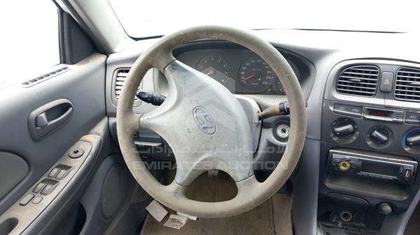 Photo 12 VIN: KMHEM41BPXA100701 - HYUNDAI SONATA 