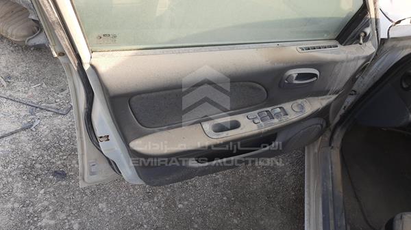 Photo 8 VIN: KMHEM41BPYA224869 - HYUNDAI SONATA 