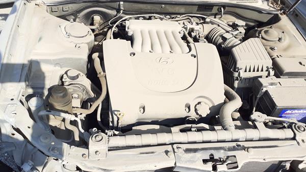 Photo 24 VIN: KMHEM41F53A878649 - HYUNDAI SONATA 