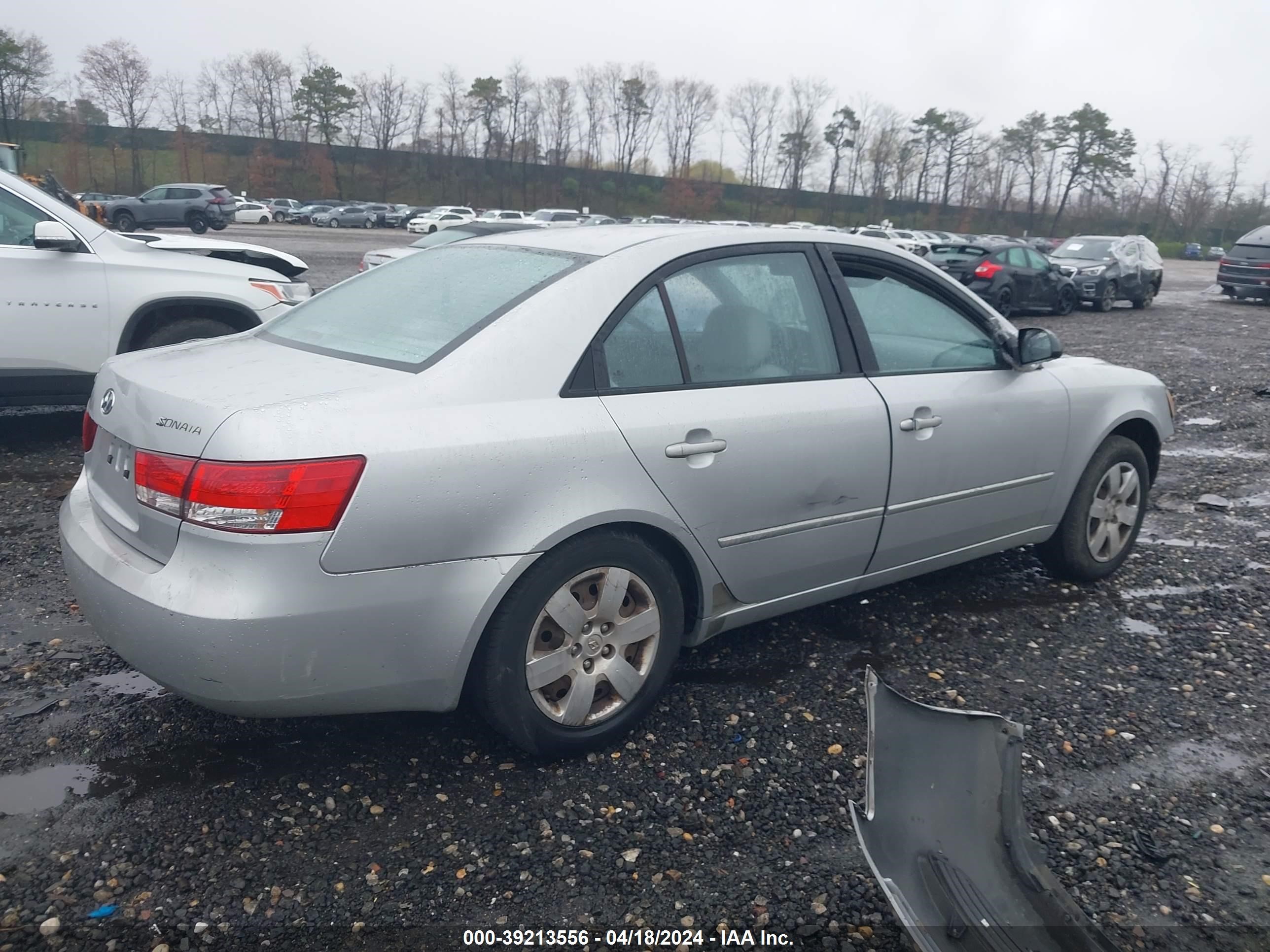 Photo 3 VIN: KMHET46C66A115156 - HYUNDAI SONATA 